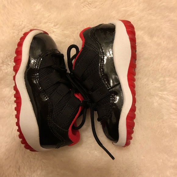bred 11s 4c